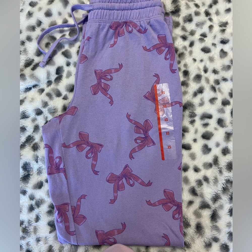 Zoe + Liv Light Purple Lounge Pants